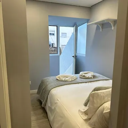 Luxury Family Duplex Near شقة Lisboa